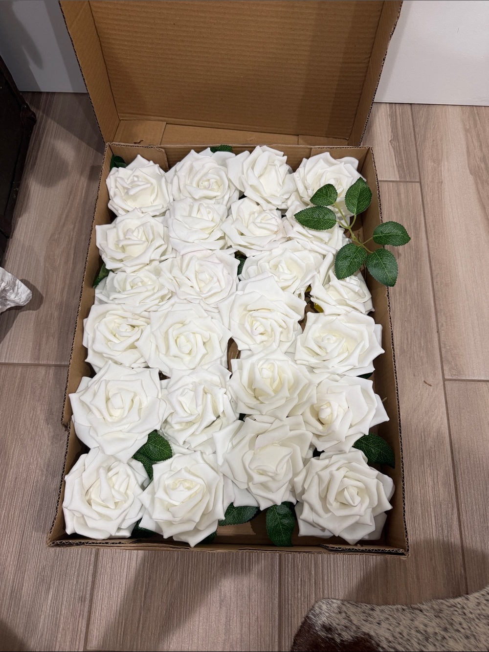 Amazon White Artificial Rose Stems with Green Leaves